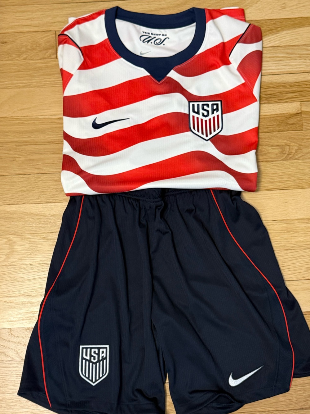Nike USA Home Soccer Stripes Jersey and Navy Shorts Set, 2026 World Cup (NEW)